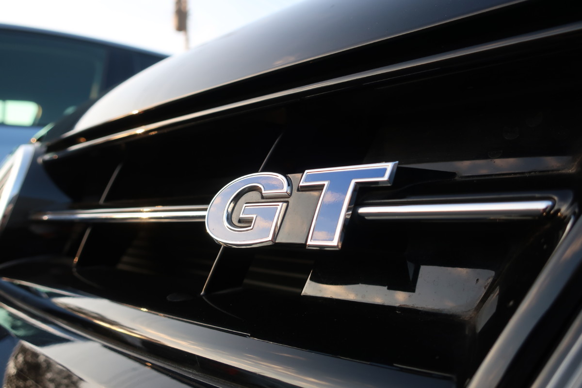 フォルクスワーゲン　ポロ　ブルーGT入荷